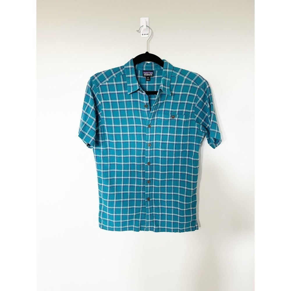 Patagonia Men's A/C® short sleeve Button Up Shirt blue men’s xs